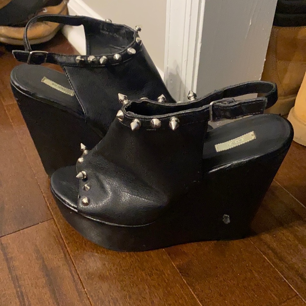 Spiked Front Wedge Sandals